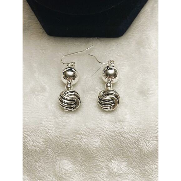 Vintage NRT Signed Silver Plated Knots & Balls Necklace & Earring Set - Picture 2 of 4